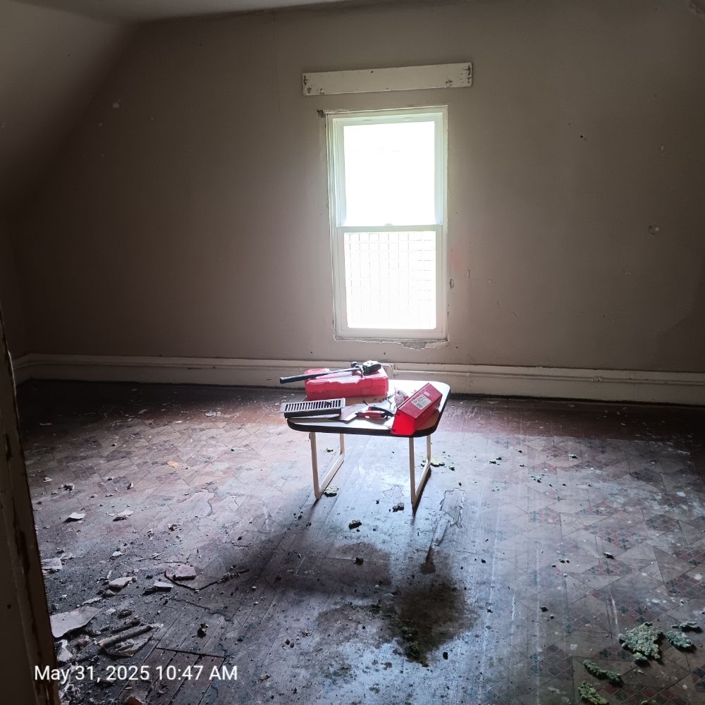 Slide of Reneau's Remodeling