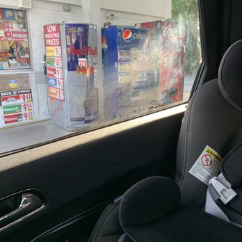 Oakley's Car Wash - Window not cleaned - Car Wash Near Me - Yonkers, New York