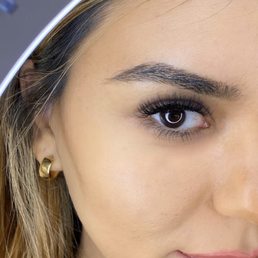 2D lashes 2D lashes