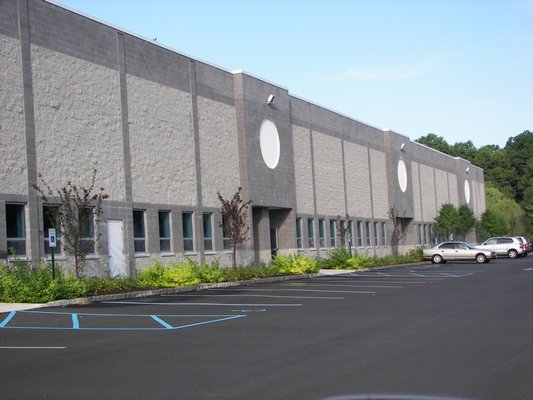 Santi Express 616 Corporate Way Valley Cottage Ny Storage