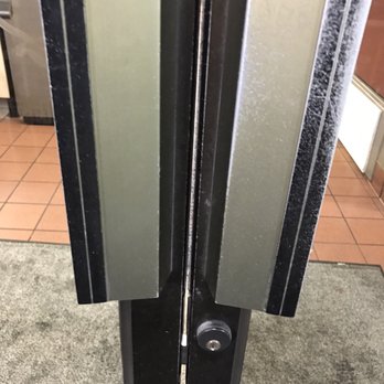 Whataburger - Here's the doors locked at 10:25 pm - Burgers Near Me - Houston, Texas Whataburger - Here's the doors locked at 10:25 pm - Burgers Near Me - Houston, Texas