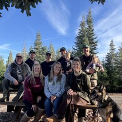 Sierra Magnifica Christmas Tree Farm - The Crew