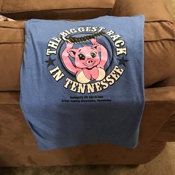 Bennett's Pit Bar-B-Que - Barbeque Near Me - Pigeon Forge, Tennessee