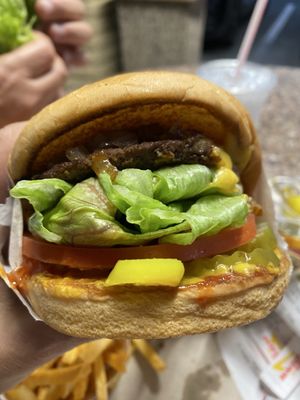 In-N-Out Burger by null