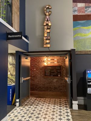 HI New Orleans Hostel by null