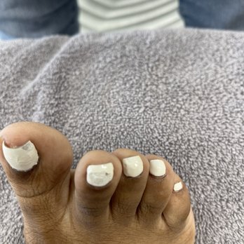Glossi Nail Bar - Toes - Nail Salons Near Me - Colma, California Glossi Nail Bar - Toes - Nail Salons Near Me - Colma, California