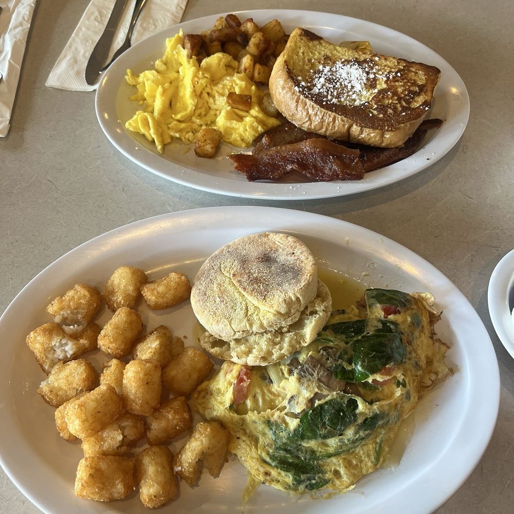 Downtown Diner - Diners Near Me - Celebration, Florida Downtown Diner - Diners Near Me - Celebration, Florida