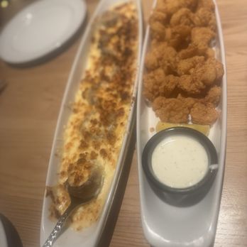LongHorn Steakhouse - Cheesy mushrooms and fried shrimp - Steakhouses Near Me - Bakersfield, California LongHorn Steakhouse - Cheesy mushrooms and fried shrimp - Steakhouses Near Me - Bakersfield, California