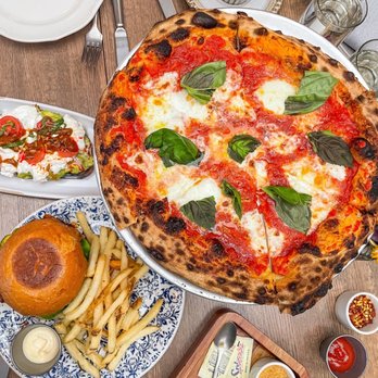 etta - Margherita - New American Near Me - Scottsdale, Arizona