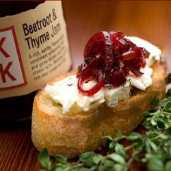 Piknik - Piknik jam. Image credit: Piknik