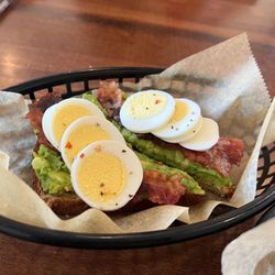 Meeple's Brew - Avocado toast