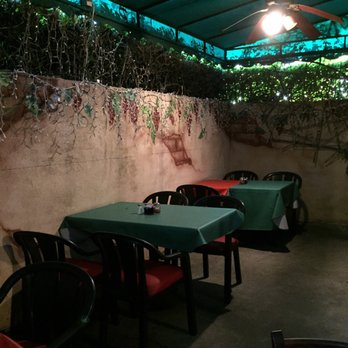 El Appetiz - Outside Seating - Italian Near Me - Baldwin Park, California El Appetiz - Outside Seating - Italian Near Me - Baldwin Park, California