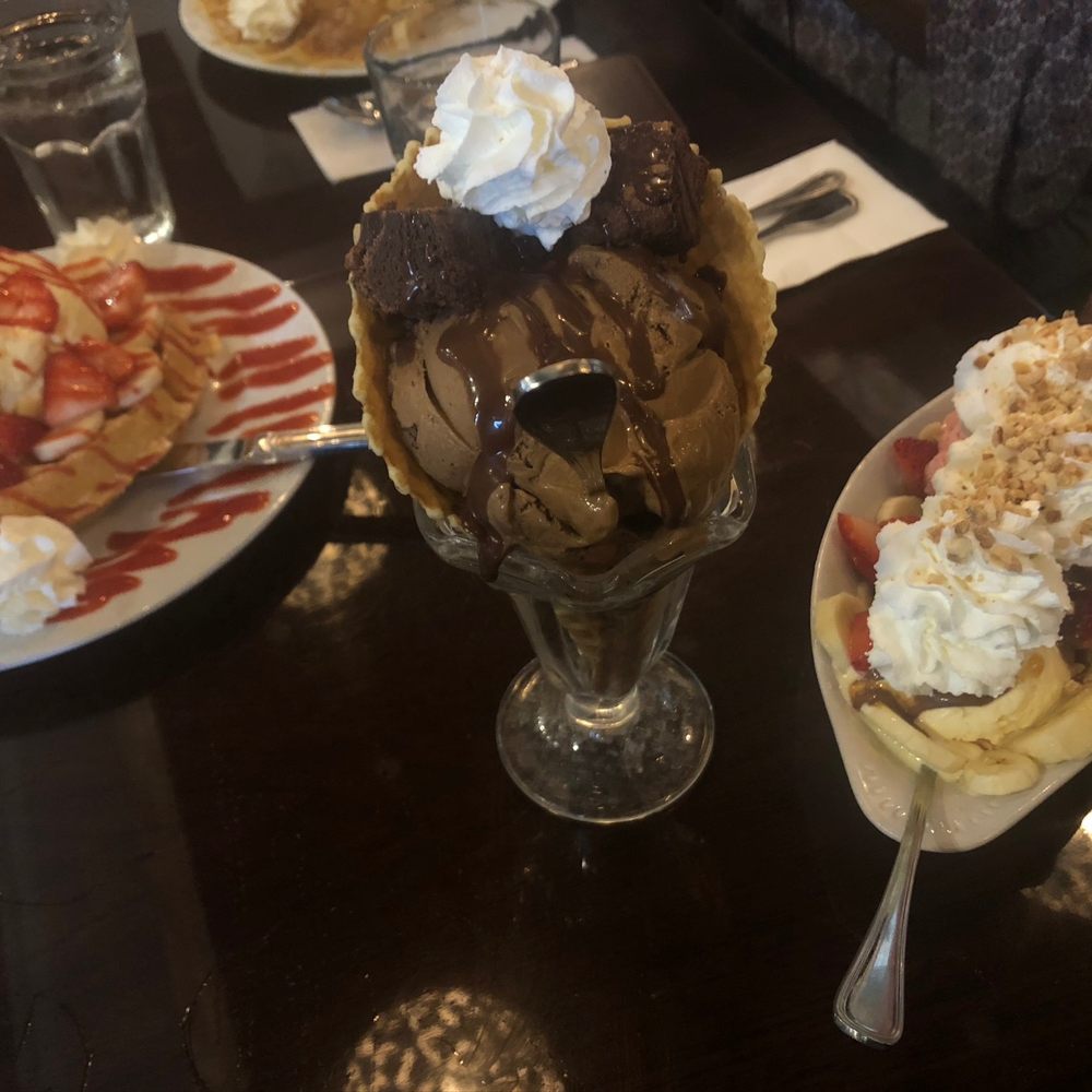 Sons of Strawberry Game of Sundaes (2 Scoop Sundae) Sons of Strawberry Game of Sundaes (2 Scoop Sundae)
