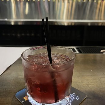 The Brass Tap - Malibu Cranberry - American Near Me - Williamsburg, Virginia