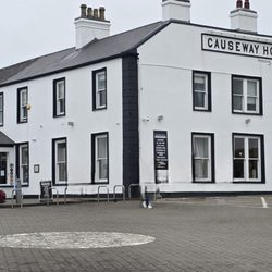 Causeway Hotel - Causeway Hotel & Resturant