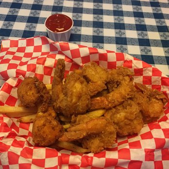The Catch - Burleson - Medium shrimp basket - Cajun/Creole Near Me - Burleson, Texas The Catch - Burleson - Medium shrimp basket - Cajun/Creole Near Me - Burleson, Texas