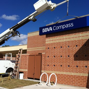 Quicksilver Signs - Quicksilver Signs serves customers and clients at all levels. - Signmaking Near Me - Humble, Texas