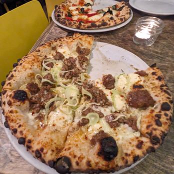 Benchmark Pizzeria - Benchmark and Meatball Pizza - Pizza Near Me - Kensington, California