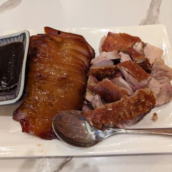 Ocean Pearl - BBQ platter 2 kinds - Cantonese Near Me - Milpitas, California Ocean Pearl - BBQ platter 2 kinds - Cantonese Near Me - Milpitas, California