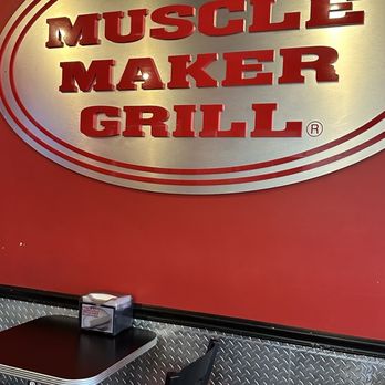 Muscle Maker Grill - New American Near Me - Houston, Texas