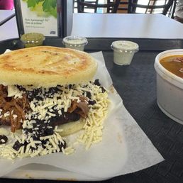 Arepa de pabellón Arepa de pabellón