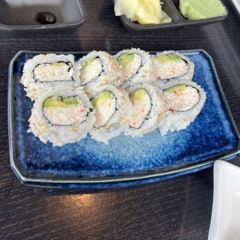 Sushi Gato - California Roll (8 Pieces) - Sushi Bars Near Me - San Diego, California