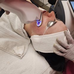 Body Beautiful Spa - Laser resurfacing
