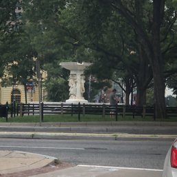 The beautiful fountain in the center of the circle