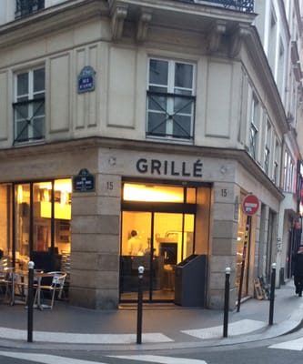 Grillé by null