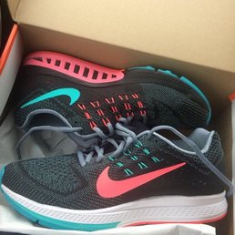 nike outlet in gilroy