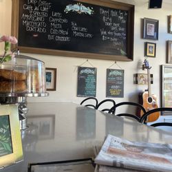 Coffee Bar Blue Door - Interior 120125
