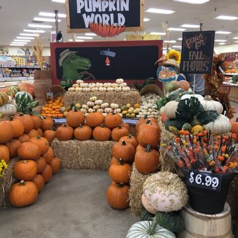 Trader Joe's - Pumpkins are here - Grocery Near Me - Ventura, California Trader Joe's - Pumpkins are here - Grocery Near Me - Ventura, California