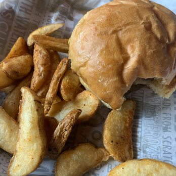 Fuddruckers - cheese 1/3 LB Hamburger - Burgers Near Me - Greenville, South Carolina