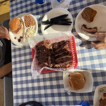 Big John's Texas BBQ - Full rack of baby back ribs, beef brisket sandwiches, cornbreads - Barbeque Near Me - Page, Arizona