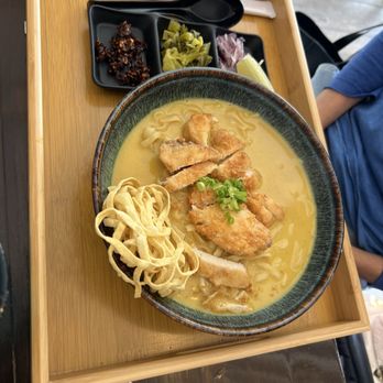 Saoha Khao Soi - Chicken breast Khao Soi - Thai Near Me - Los Angeles, California Saoha Khao Soi - Chicken breast Khao Soi - Thai Near Me - Los Angeles, California