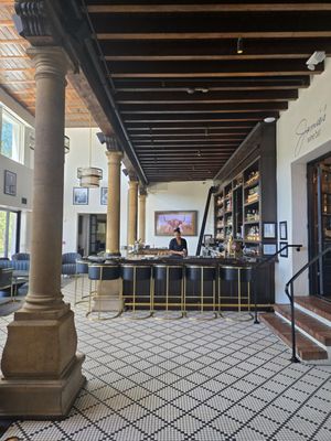 Geordie's at Wrigley Mansion by null