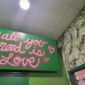 Love Brunch - Juice Bars & Smoothies Near Me - Miami Beach, Florida Love Brunch - Juice Bars & Smoothies Near Me - Miami Beach, Florida