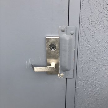 Contra Costa Locksmith - New commercial hardware installation - Keys & Locksmiths Near Me