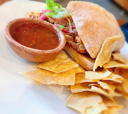 Alushe coffee bar by null