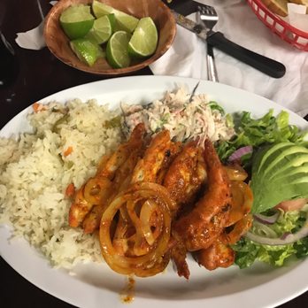 Mariscos El Abuelo Y Yo Seafood - Mariscos Saranteados mmm! - Mexican Near Me - Chicago, Illinois Mariscos El Abuelo Y Yo Seafood - Mariscos Saranteados mmm! - Mexican Near Me - Chicago, Illinois