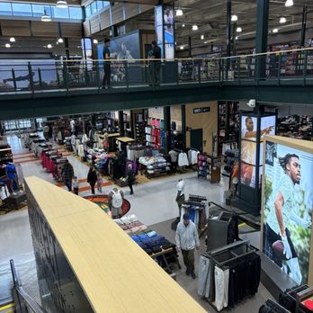 DICK'S Sporting Goods - Sports Wear Near Me - Tacoma, Washington DICK'S Sporting Goods - Sports Wear Near Me - Tacoma, Washington