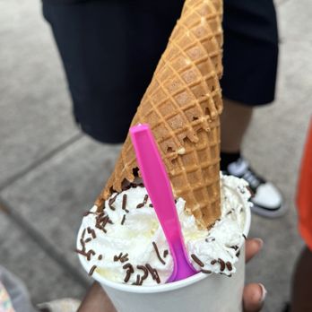 The Charmery - Brownie Fudge Sundae - Ice Cream & Frozen Yogurt Near Me - Columbia, Maryland The Charmery - Brownie Fudge Sundae - Ice Cream & Frozen Yogurt Near Me - Columbia, Maryland