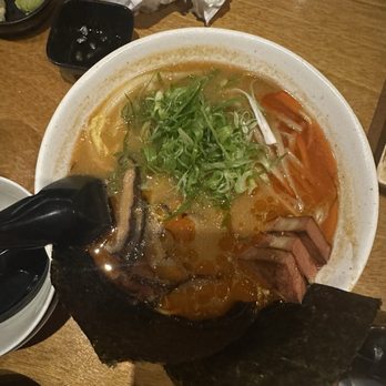 Tane Vegan Izakaya - Spicy Garlic Ramen - Sushi Bars Near Me - Honolulu, Hawaii