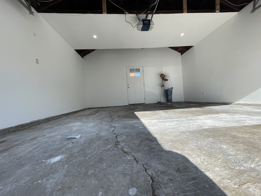 Slide of Peters home service