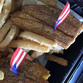El Lechon De Negron - El Jibarito Chicken Sandwich and it was delicious. - Food Trucks Near Me - Union, New Jersey
