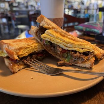 Cafe Single Fin - Steak n Egg Melt special! - Coffee & Tea Near Me - Pensacola, Florida
