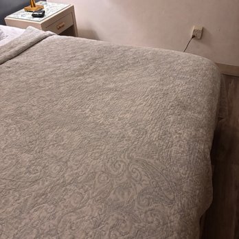 Skaneateles Inn on 20 - Motel room - Hotels Near Me - Auburn, New York