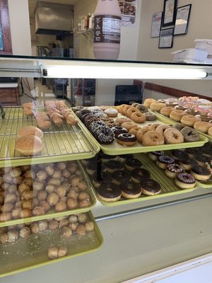 Grand Donuts by null