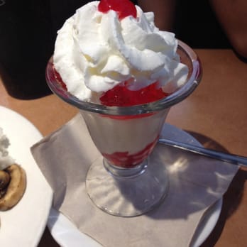 Zippy's Nimitz - Dessert - Diners Near Me - Honolulu, Hawaii Zippy's Nimitz - Dessert - Diners Near Me - Honolulu, Hawaii