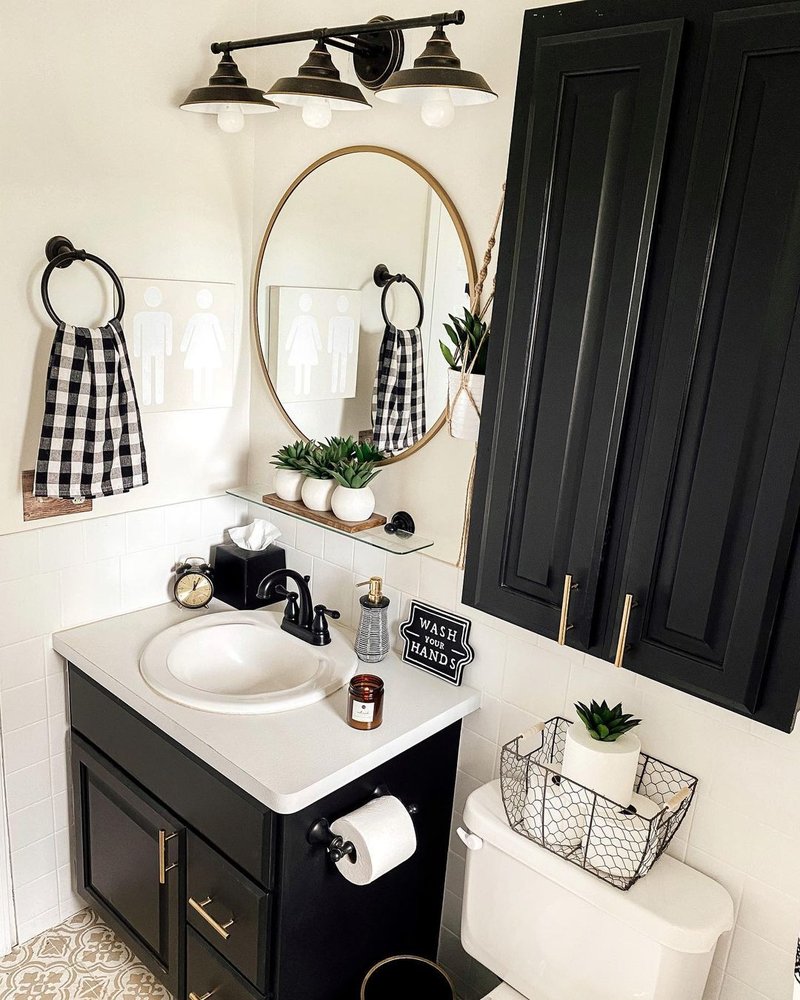 Slide of Abstract Emergency Plumber